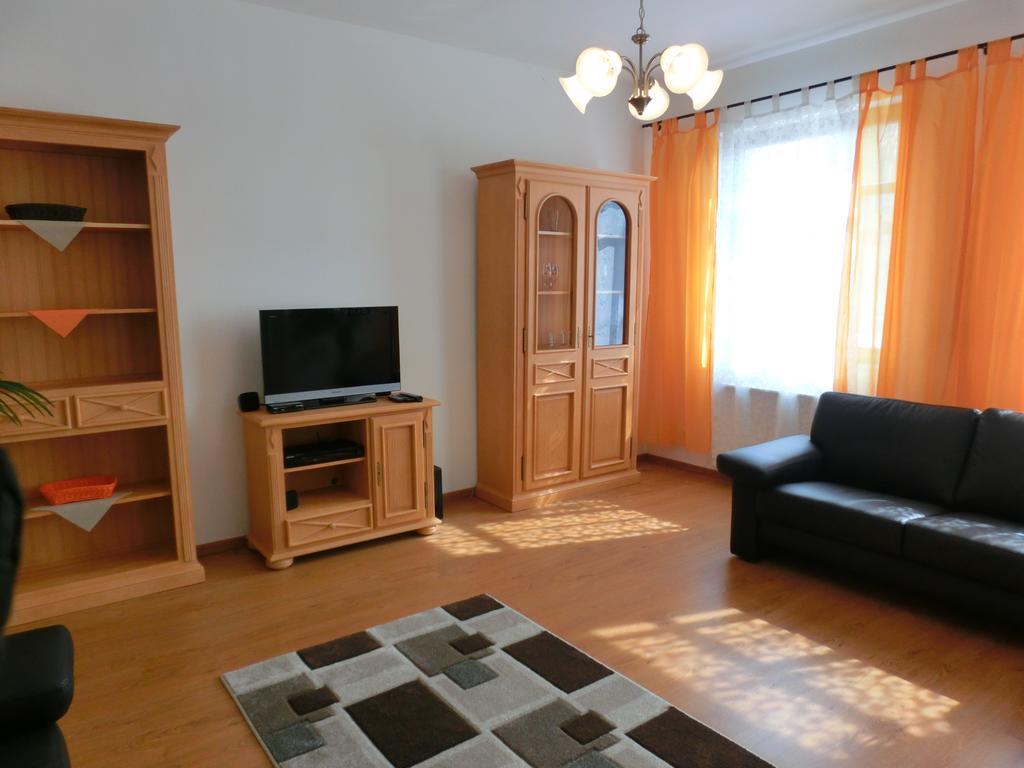 Ferienwohnung In Lobau Виена Екстериор снимка